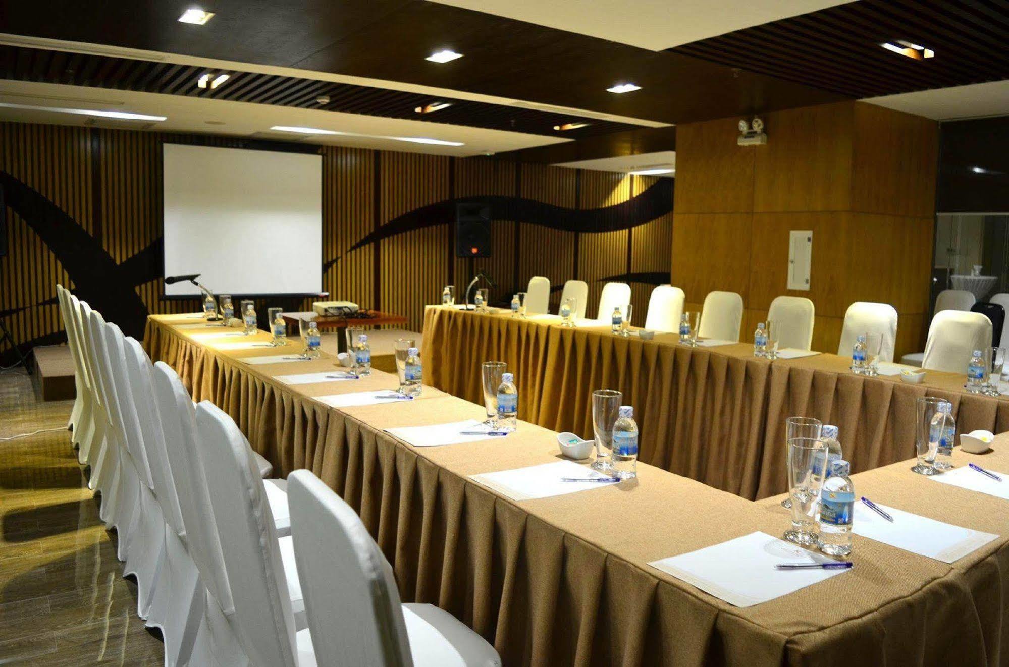 King Town Grand Hotel & Wedding Center Nha Trang Luaran gambar
